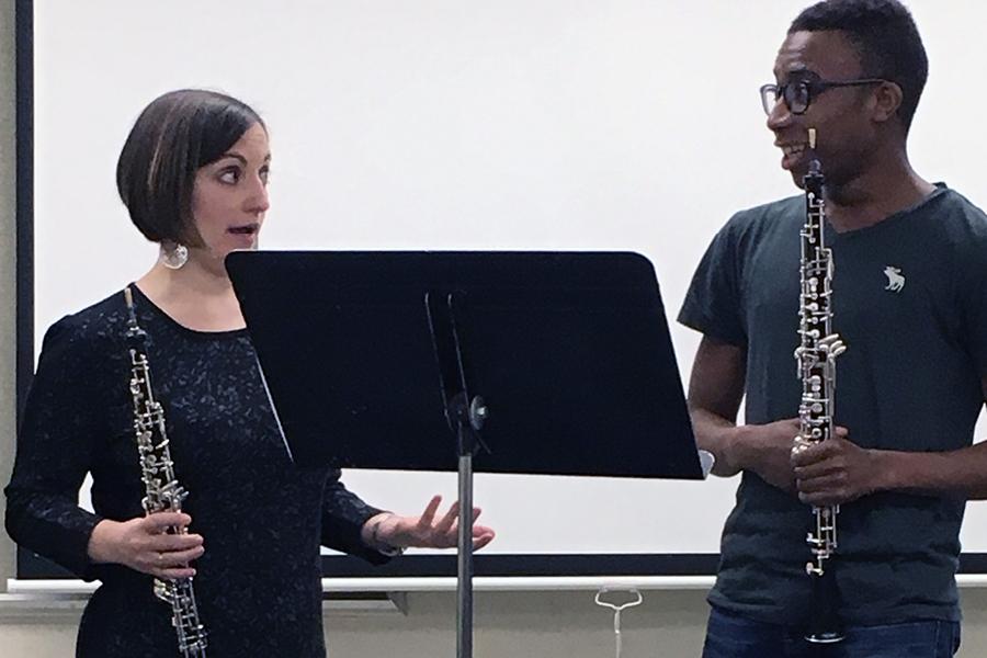 Visiting Artis interacting with oboe student