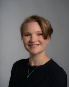 Headshot of Sarah Hoehnen