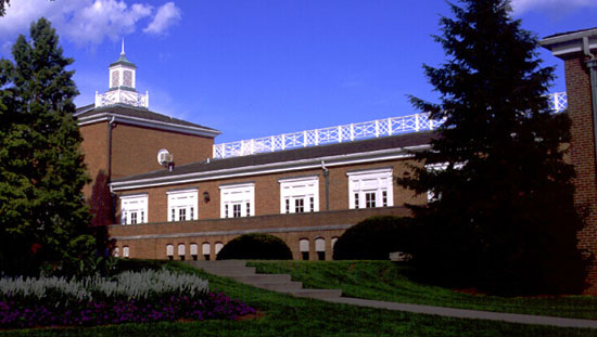 Photo of Nelson Commons, located on South Green