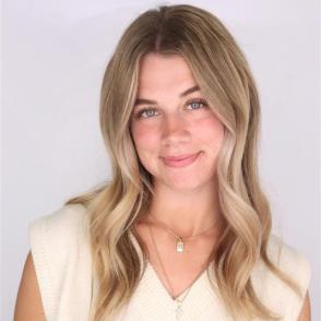 Ella Karagosian headshot.