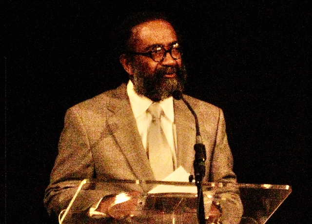 Edwin Curmie Price Jr. "typeof =" foaf: Image "/></div><figcaption> Edwin Curmie Price Jr. speaking at a Black Alumni Reunion dinner. </figcaption></figure><p> <span> <span> <span> <span> Price returned to Athens again to speak at a Black Alumni Meeting in 2010. </span> </span> </span> </span></p></p><p> ] <span> <span> "Deborah and I were saddened to learn that Edwin Price passed away. During our tenure as president and first lady of Ohio University, we had the opportunity to meet and spend time with Edwin. He was a good person! We always enjoy our conversations with Edwin, "President Emeritus <strong> <span> <span> Roderick J. McDavis said </span> </span> </strong>." Edwin will always have a special place in the annals of Ohio University as the first African-American faculty member. He cared deeply for his students and helped them become better people. His presence as a faculty member made it possible for other African American faculty members to be hired in later years. We will miss him deeply. May he rest in peace. "</span> </span> </span></p><p> <span> <span> <span>" The Ebony Bobcat Network mourns the loss of Edwin Curmie Price ", <strong> <span> <span> Valerie Biggs-Hill BSC '78 </span> </span> </strong>] president of the National Board Ebony Bobcat Network said. "Sir. Price pioneered as the first black faculty member at Ohio University and remained an academic student throughout his life, as evidenced by his distinguished academic career. We also recognize his commitment to the students and we know that he has left an indelible mark not only on them but also on others who had the pleasure and privilege of meeting him ”. </span> </span> </span></p></p></div>
</pre><div
class=