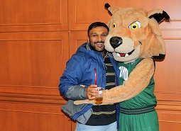 Rufus helped to welcome Ohio University's newest international students to campus to start the new semester.