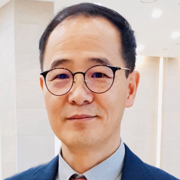 Elkan Kim's profile picture Elkan Kim Headshot