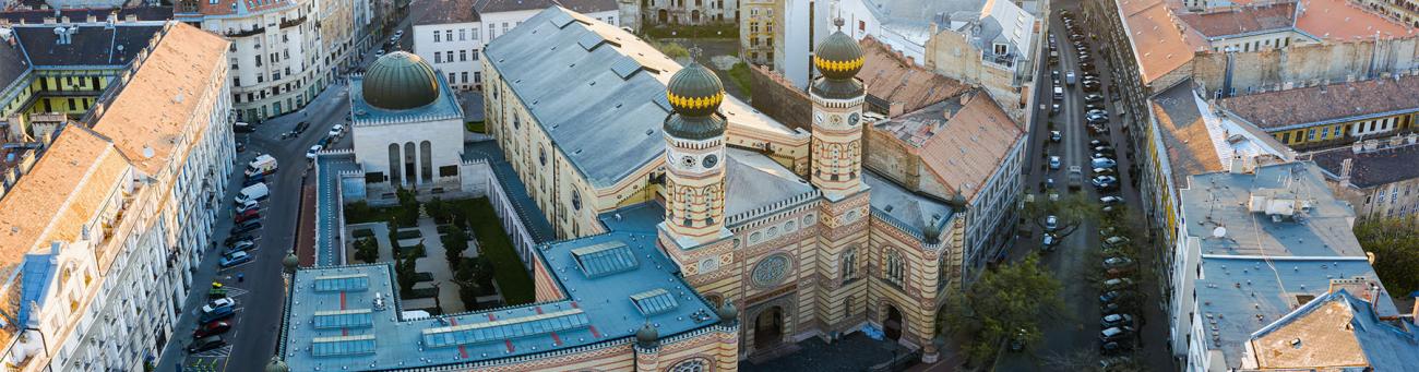 A stock image of Dohany Street Synagogue