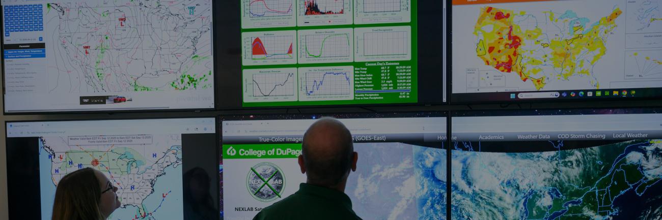 Dr. Ryan Fogt and students in OHIO's Scalia Lab