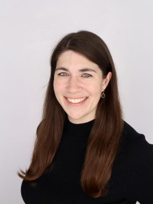 Frances Sutton headshot