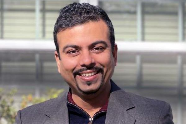 Arindam (Ari) Mukherjee, portrait