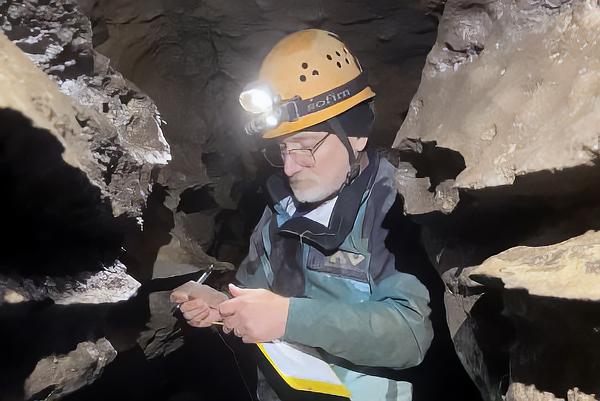 Gregory S. Springer, portrait