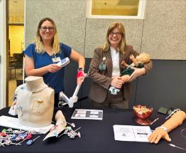 Faculty with simulation models and technology