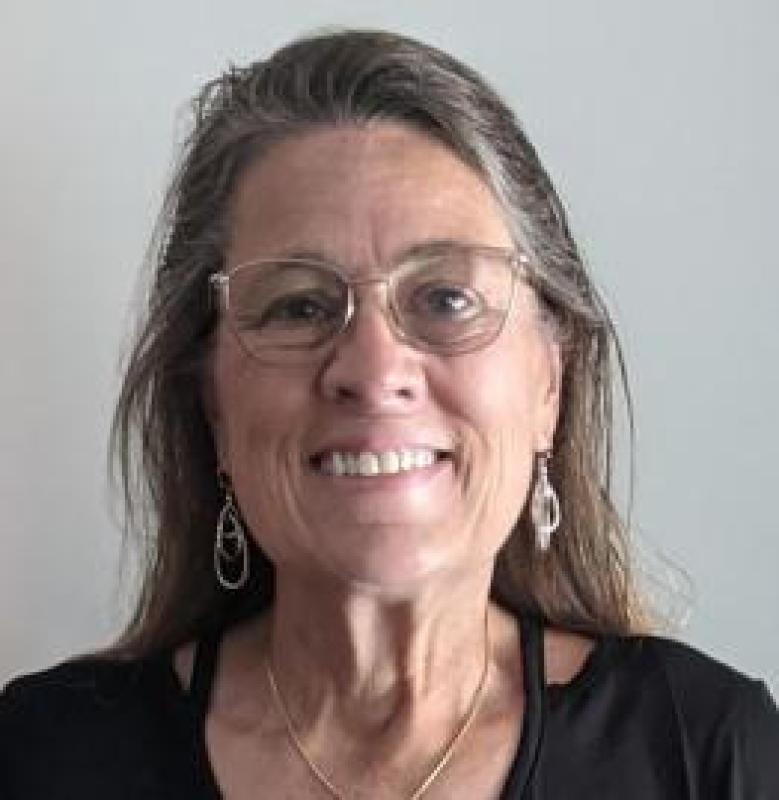 Michelle Ruble Headshot