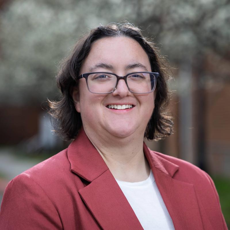 Janet Simon headshot
