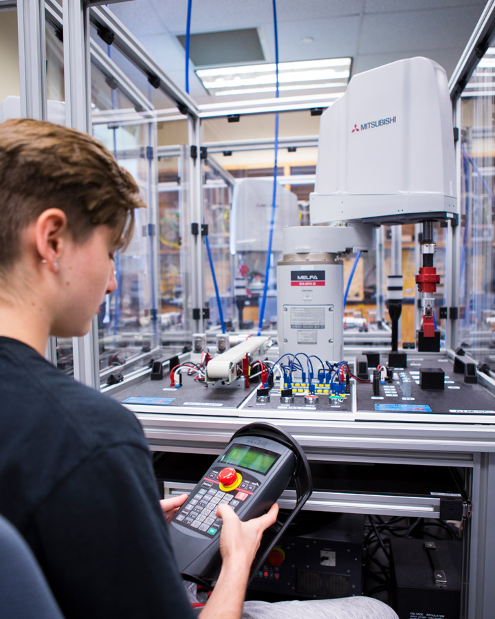 Engineering Technology and Management robotics lab to gain equipment via new grant Ohio University