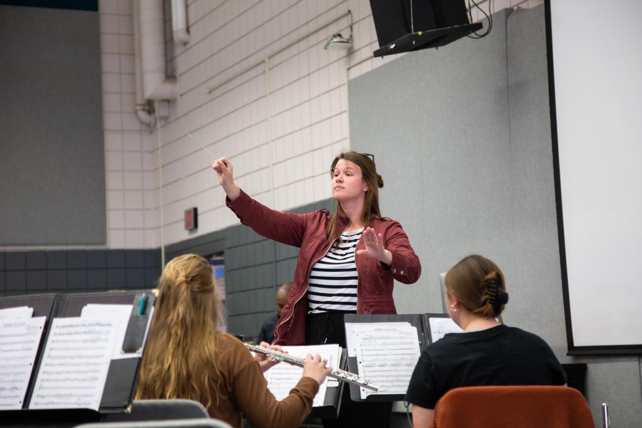 Grad student conducts large ensemble in Glidden Hall 101