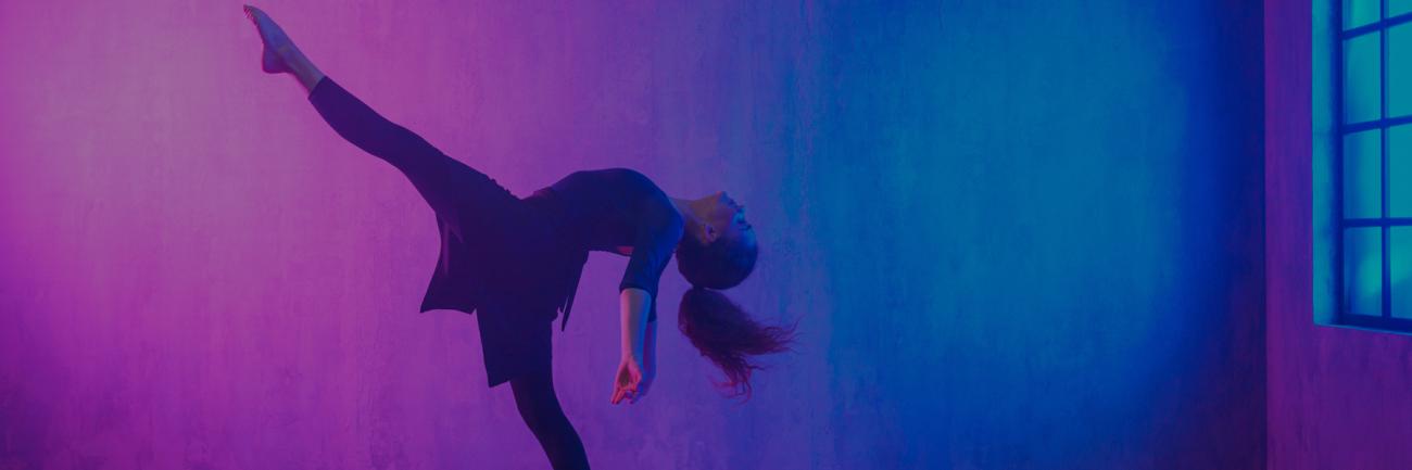 illustration of a ballet dancer framed in shades of blue