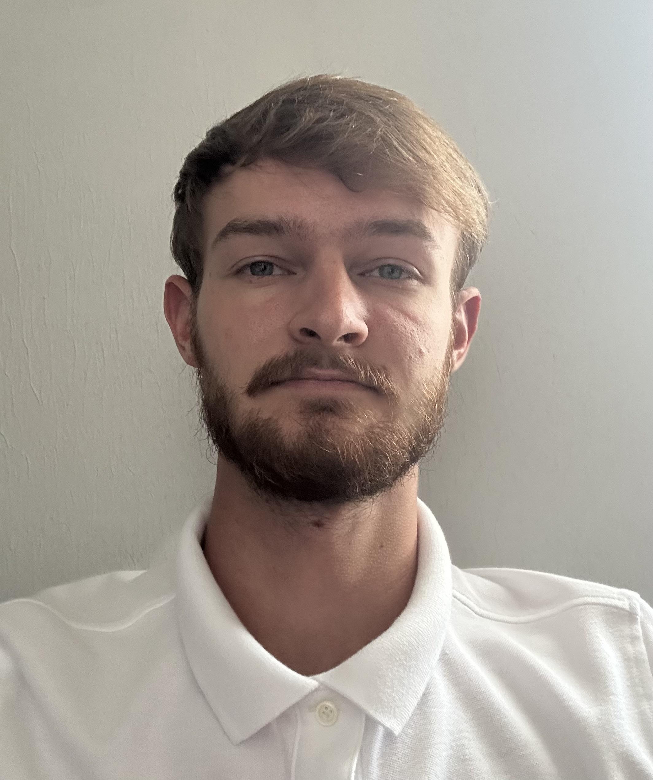 Farkas_Headshot