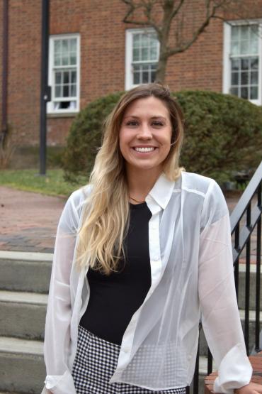 Olivia Zalokar Headshot