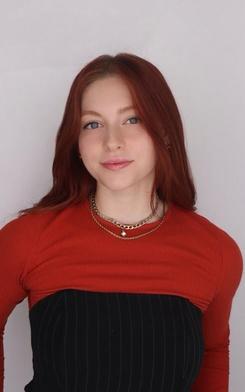 Lauren Kent headshot