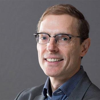 Dr. Martin Puchner