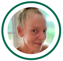 Photo of Julie Dummermuth