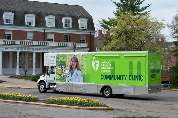 Heritage Mobile Clinic in front of Grosvenor Hall
