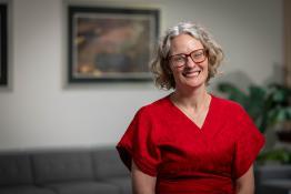 Lori Lammert headshot photo