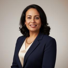 Veenu Puri Headshot Photo