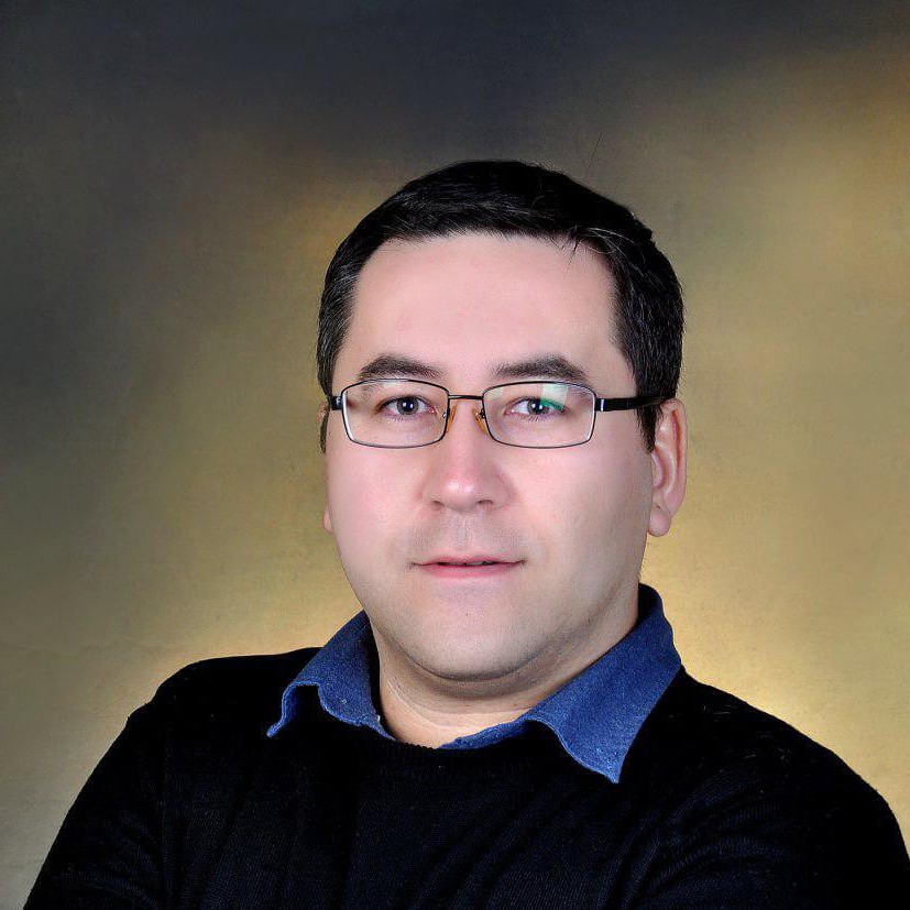 Headshot of Akbar Sultanov