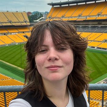 Emma Perry at Acrisure Stadium