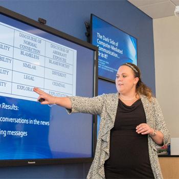 SMART Lab student discusses research on conversations in the news