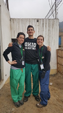 Medical Students in Peru photo credit to Amy Buck