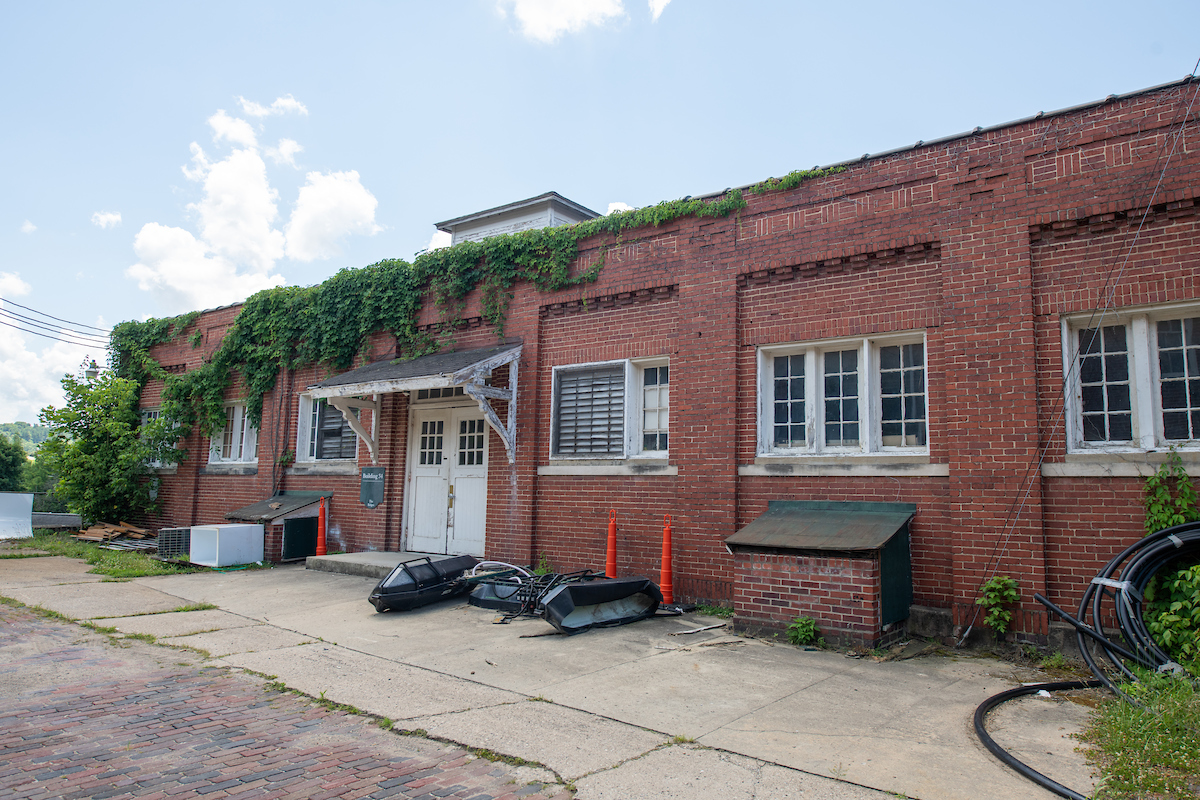 Photo of Ridges Building 34, which houses the Maintenance Shop