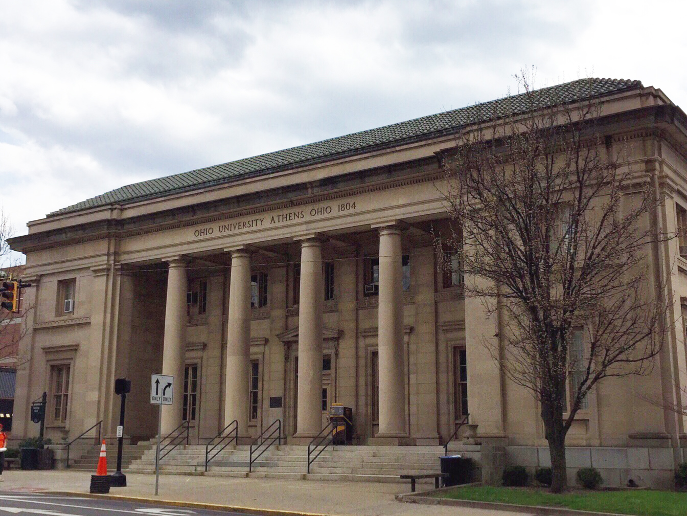 Photo of the front of Haning Hall at Ohio University