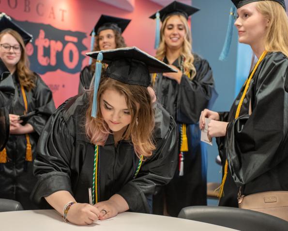 Ohio University Lancaster Celebrates 132 Graduates