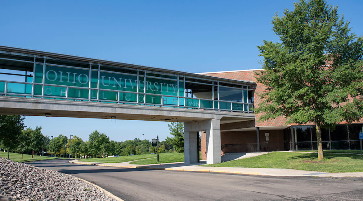 Skywalk leading into campus building on Chillicothe Campus