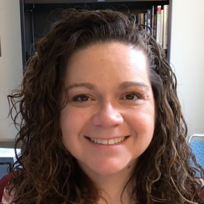 Sasha Grundfast, LISW-S 