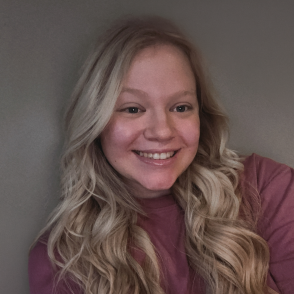 Selfie of graduate Emily Holmes, smiling