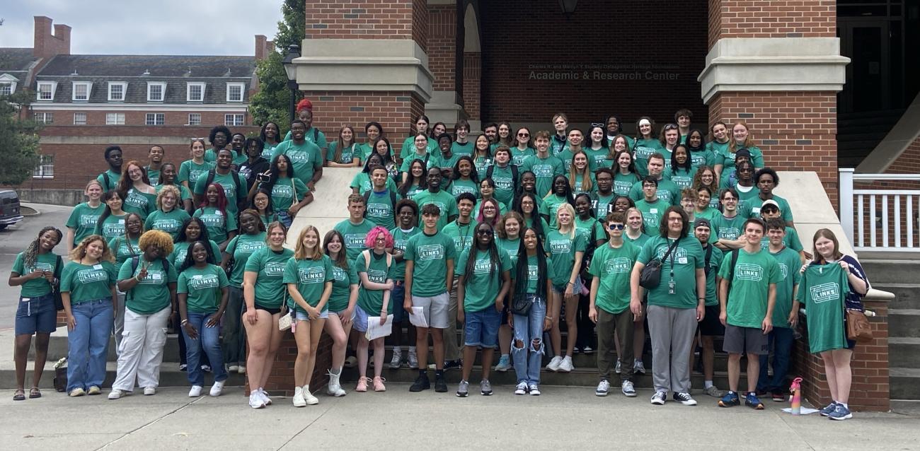 group photo of the OHIO LINKS Peer Mentors
