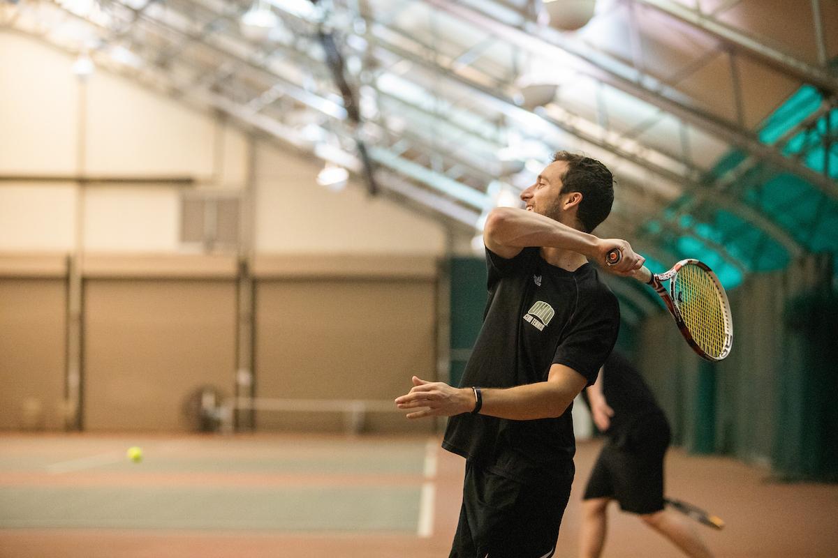 Ohio University student plays club tennis