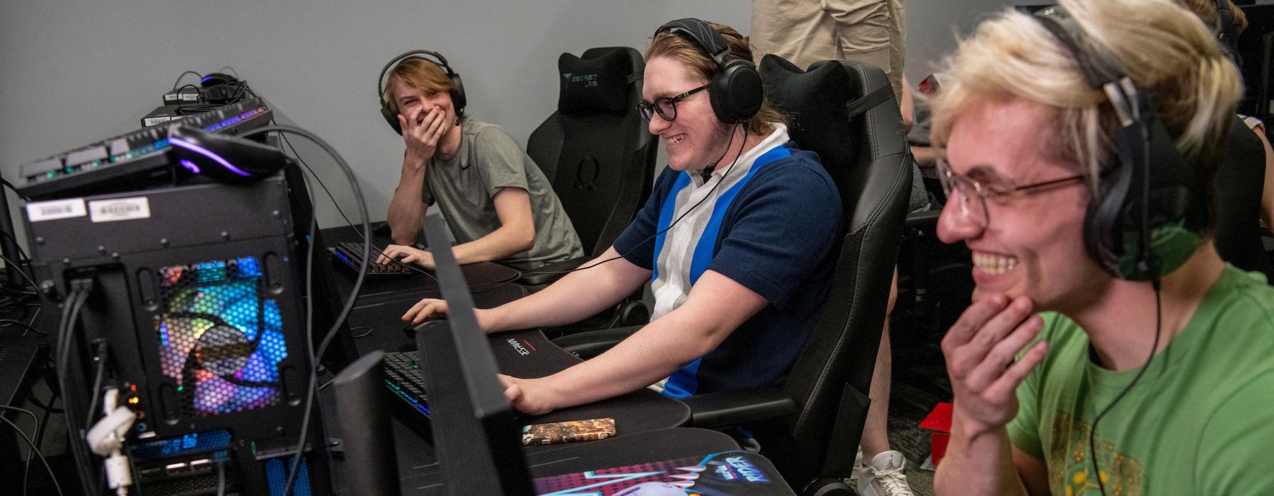 Ohio University students play videogames in the esports arena