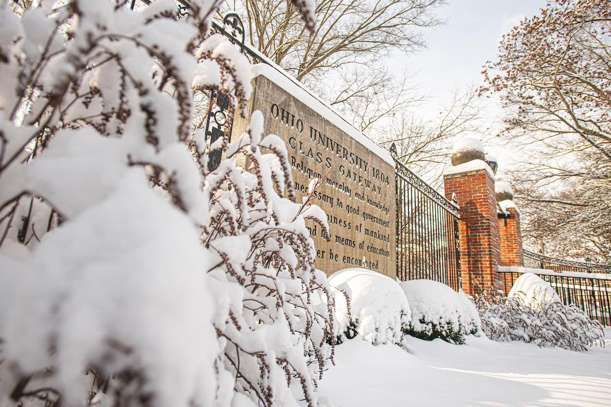 Snow covers Ohio University's Class Gateway