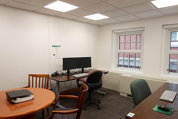 Open work spaces located at the Lindley Hall FlexSpace.