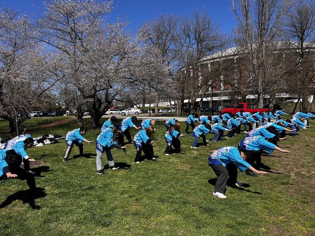 Chubu students perform