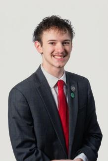 Evangelos Vlahos Peer Coach Headshot