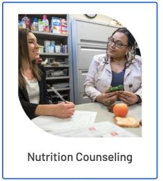 Person speaking with a nutrition counselor