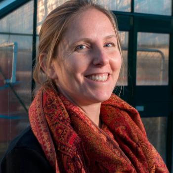 Sarah Davis Headshot