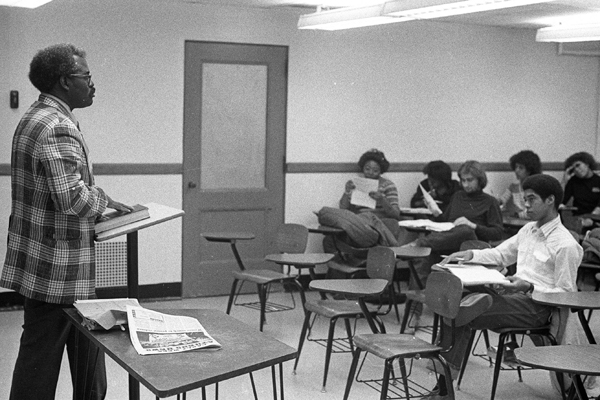 Dr. Vattel "Ted" Rose, Ohio University African American Studies chair, classroom lecture, 1980. From the Ohio University Archives.