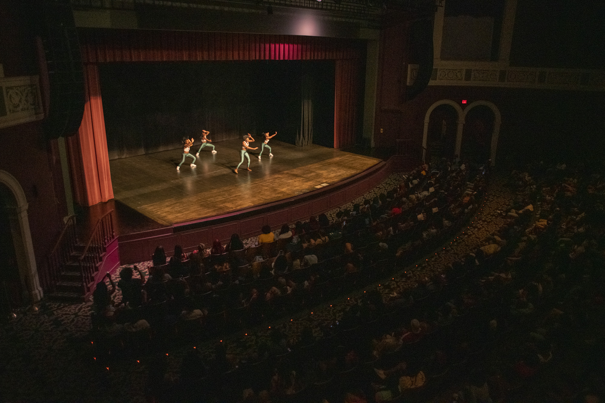 OHIO alumni and students packed Templeton-Blackburn Alumni Memorial Auditorium the evening of Sept. 17 for one of BAR’s most anticipated events, the Variety Show.