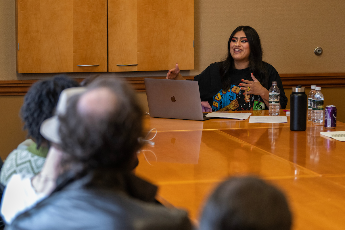 Raina Zafar, Rapchat’s Head of Marketing, hosts a workshop at the Ohio University Music Industry Summit.