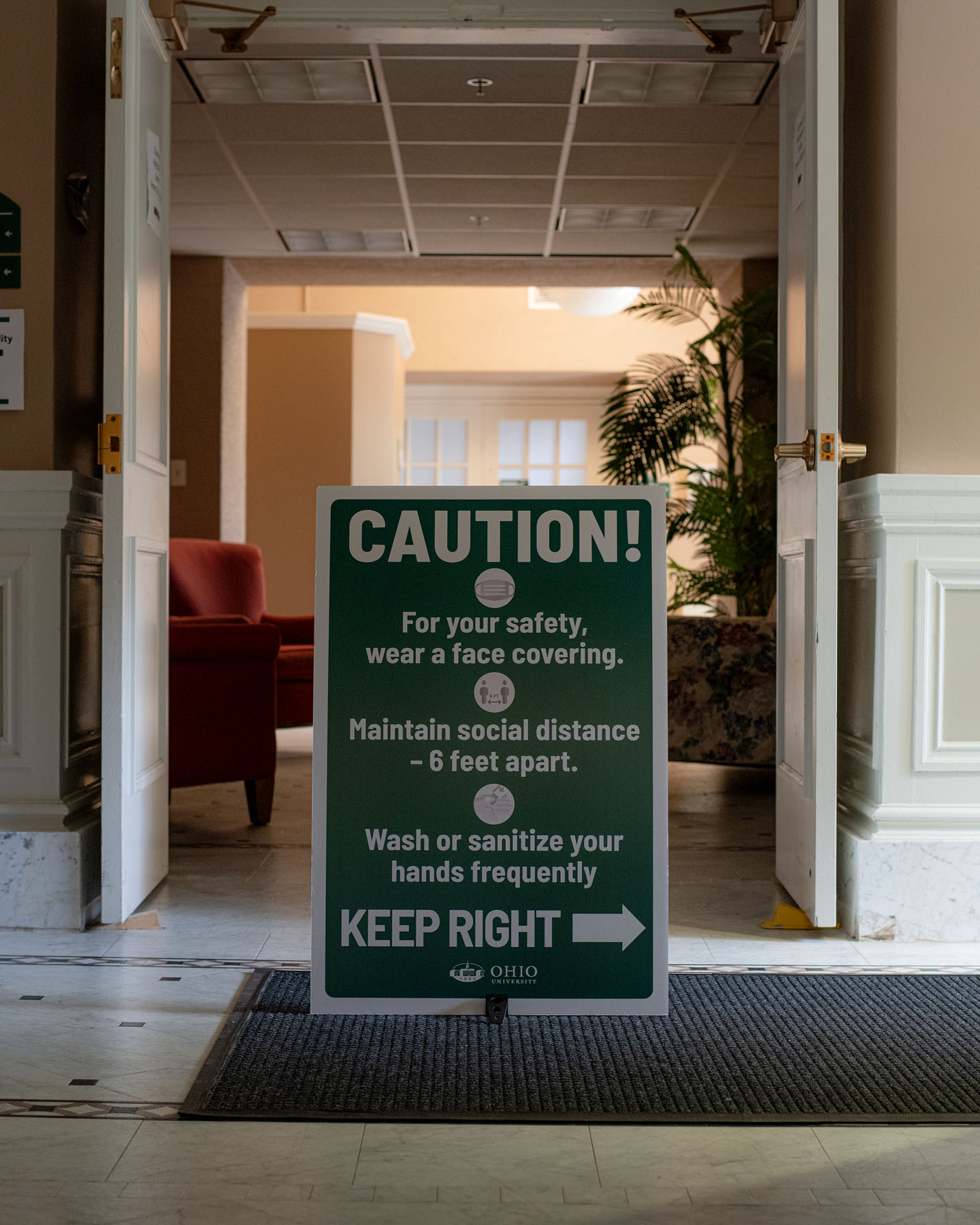 A sign found in an Ohio University administrative buildng mandating conduct