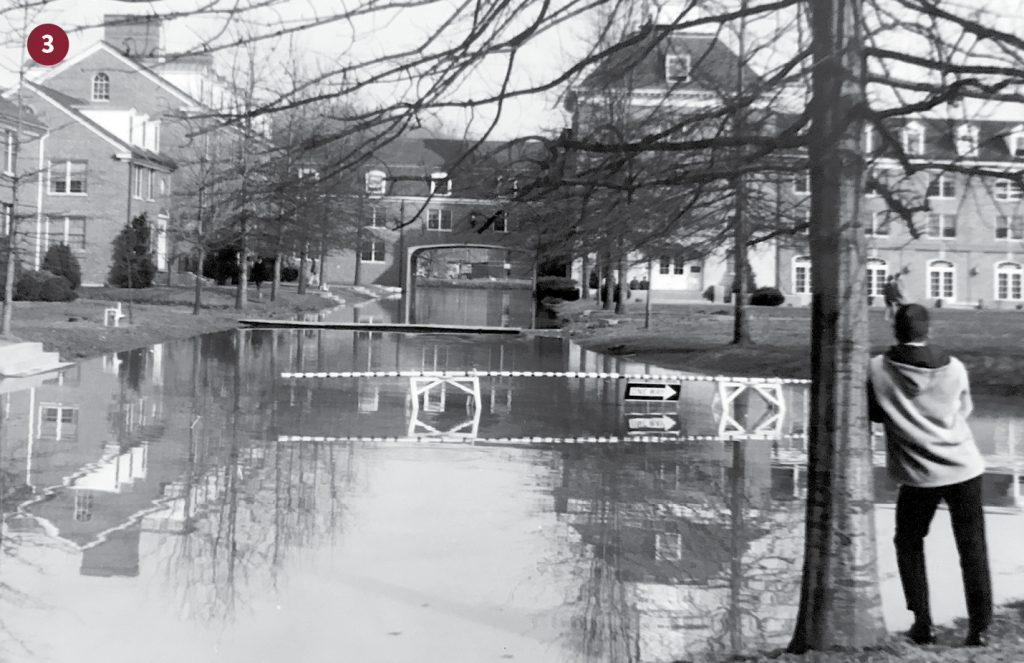 1964 Athens Flood, Washington Hall